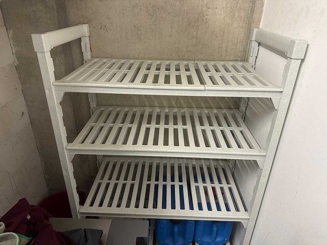 Cambro - kunststof stelling - afbeelding 2 van  3