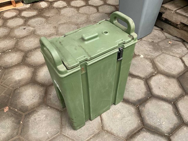 Cambro (2x) - afbeelding 2 van  3