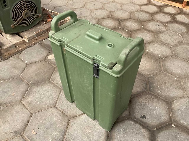 Cambro (3x) - afbeelding 1 van  3