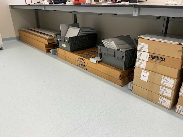 Cambro camshelving-onderdelen - afbeelding 1 van  8