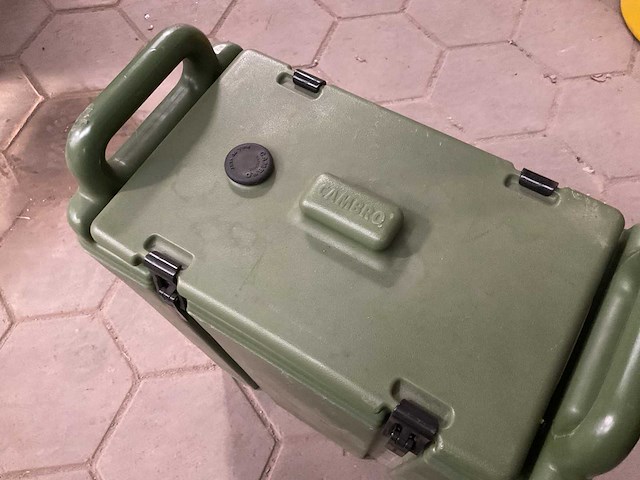 Cambro insulate liquid dispenser (3x) - afbeelding 4 van  7