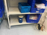 Cambro planken met inhoud (2x) - afbeelding 4 van  11
