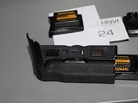 Camera accu's in diverse uitvoeringen w.o. fuji film vpb-xt2 en 2 flitsers. - afbeelding 2 van  4