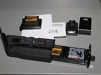 Camera accu's in diverse uitvoeringen w.o. fuji film vpb-xt2 en 2 flitsers. - afbeelding 4 van  4