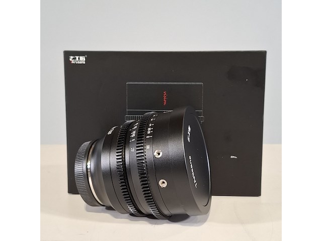 Camera lens, 7artisans, 35mm t1.05 - afbeelding 1 van  8