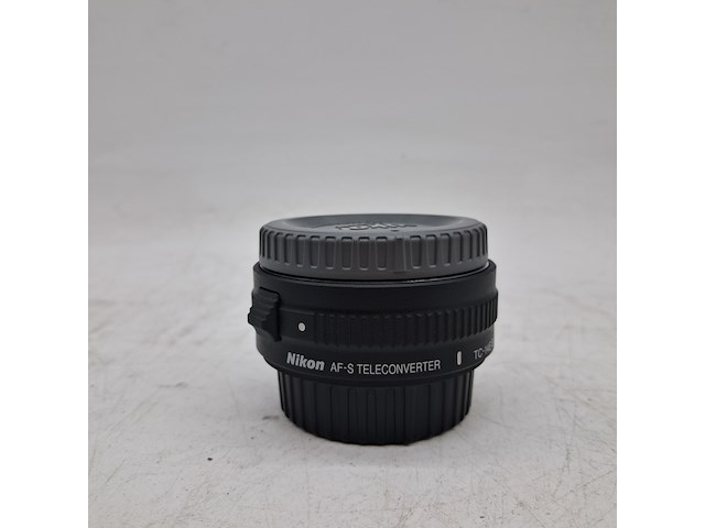 Camera lens en 2x teleconverter, nikon, o.a. af-s nikkor 24-120mm 1:1.4g ed vr - afbeelding 7 van  8