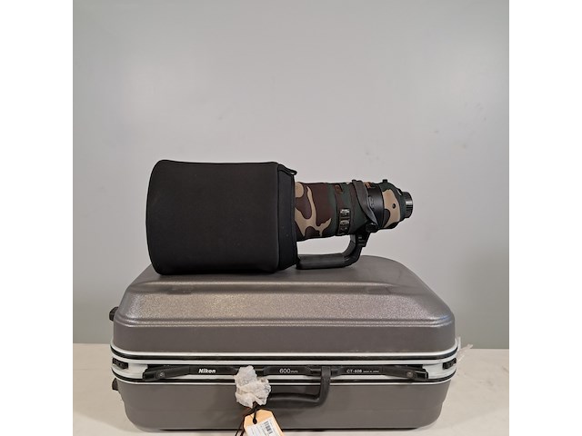 Camera lens, nikon, af-s nikkor 600mm 1:4e fl ed vr - afbeelding 1 van  10