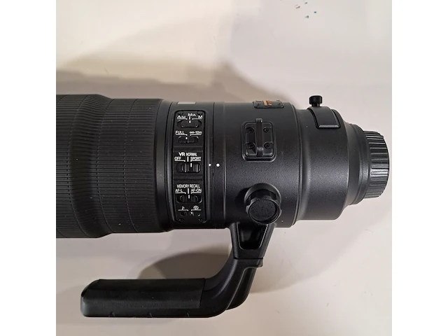 Camera lens, nikon, af-s nikkor 600mm 1:4e fl ed vr - afbeelding 4 van  9