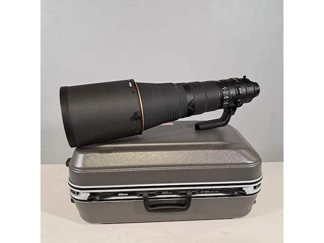 Camera lens, nikon, af-s nikkor 600mm 1:4e fl ed vr - afbeelding 1 van  11