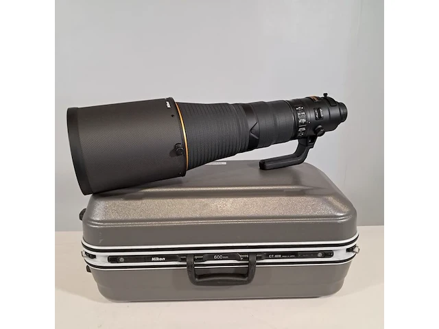 Camera lens, nikon, af-s nikkor 600mm 1:4e fl ed vr - afbeelding 1 van  11