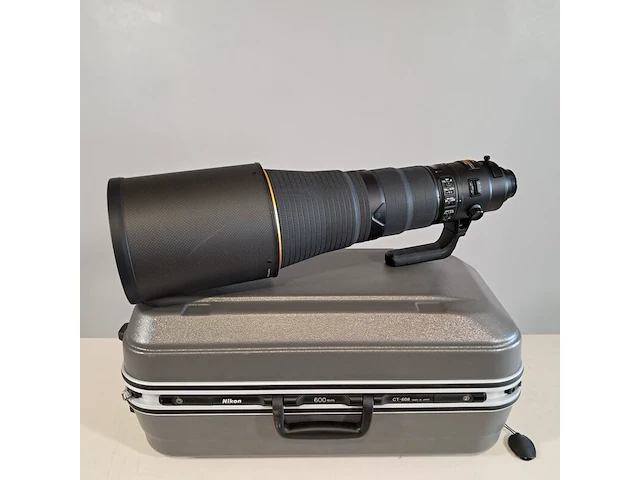 Camera lens, nikon, af-s nikkor 600mm 1:4e fl ed vr - afbeelding 1 van  10