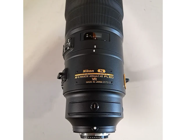 Camera lens, nikon, af-s nikkor 600mm 1:4e fl ed vr - afbeelding 7 van  10