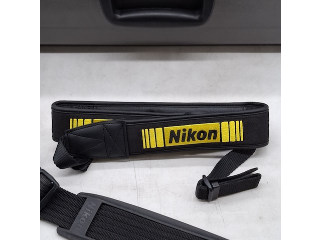 Camera lens, nikon, af-s nikor 600mm 1:4e fl ed - afbeelding 3 van  10