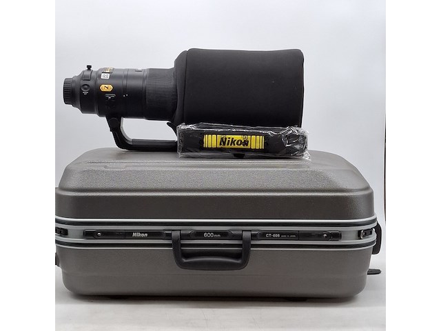 Camera lens, nikon, af-s nikor 600mm 1:4e fl ed - afbeelding 1 van  10