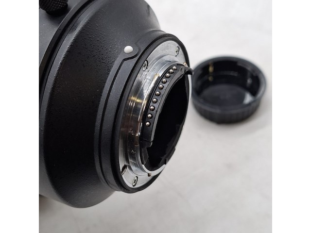 Camera lens, nikon, af-s nikor 600mm 1:4e fl ed - afbeelding 10 van  10