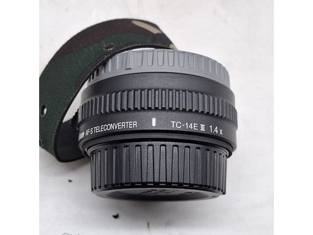 Camera lens, nikon, af-s nikor 600mm 1:4e fl ed - afbeelding 6 van  12