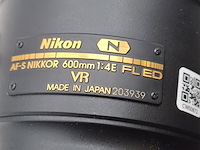 Camera lens, nikon, af-s nikor 600mm 1:4e fl ed - afbeelding 10 van  12