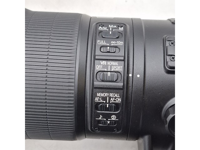 Camera lens, nikon, af-s nikor 600mm 1:4e fl ed - afbeelding 12 van  12