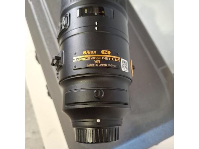 Camera lens, nikon, af-s nikor 600mm 1:4e fl ed - afbeelding 6 van  10