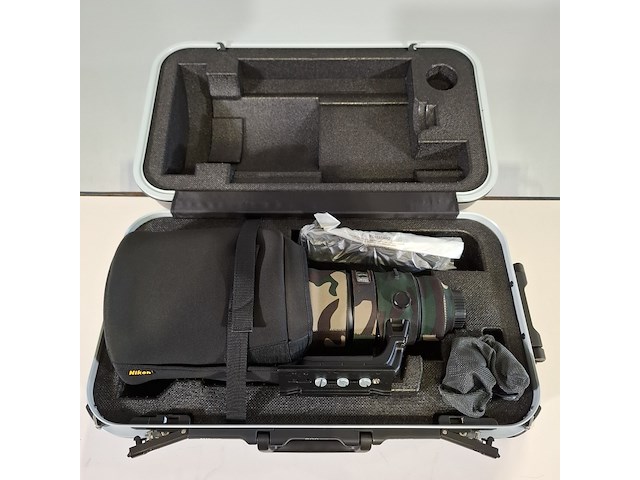 Camera lens, nikon, af-s nikor 600mm 1:4e fl ed - afbeelding 10 van  10