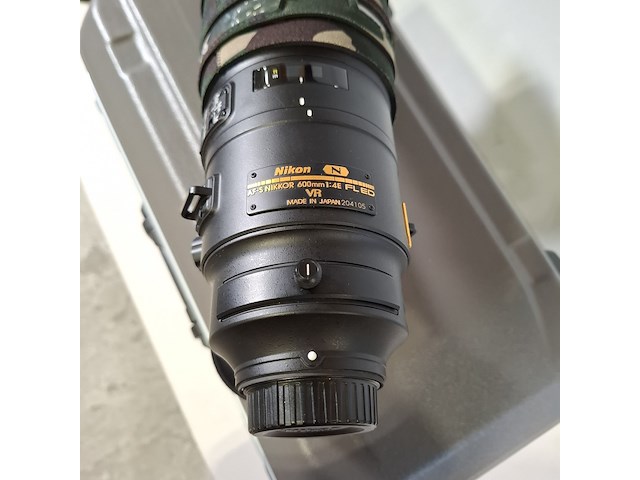 Camera lens, nikon, af-s nikor 600mm 1:4e fl ed - afbeelding 5 van  9