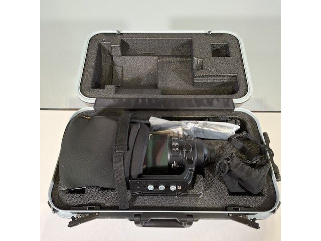 Camera lens, nikon, af-s nikor 600mm 1:4e fl ed - afbeelding 10 van  10