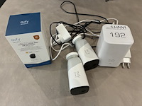 Camera systeem eufy security bestaande uit eufy homebase 2, 3x indoor 2k camera en 2x eufy cam2. - afbeelding 1 van  3