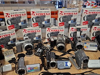 Camera's, o.a. canon, olympus, jvc, nikon - afbeelding 14 van  14