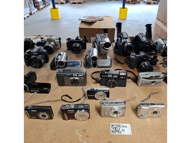 Camera's, o.a lumix, canon, kodak, sony - afbeelding 5 van  10