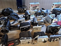 Camera's, o.a. nikon, sony, canon, panasonic, minolta - afbeelding 5 van  8
