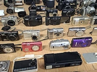 Camera's, o.a. nikon, sony, jvc, canon - afbeelding 2 van  12