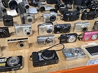 Camera's, o.a. nikon, sony, jvc, canon - afbeelding 10 van  12