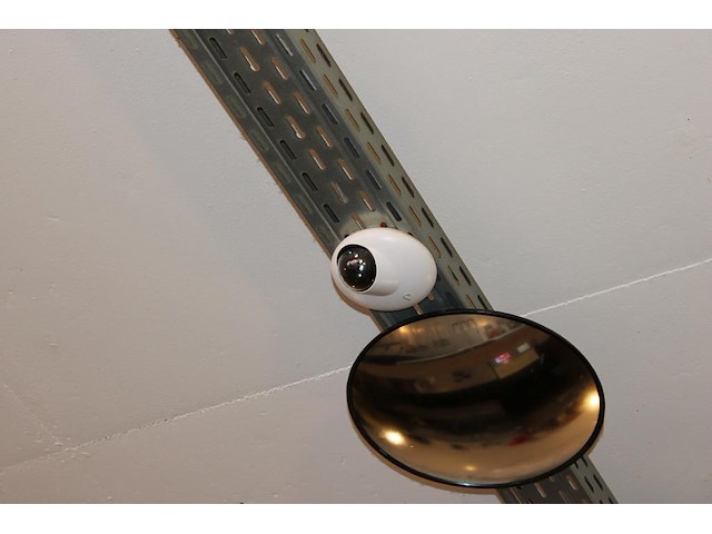 Camerasysteem unifi met vier camera's en ontvanger. - afbeelding 1 van  3