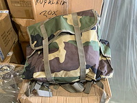 Camouflage rugzak (klein) (134x) - afbeelding 1 van  2