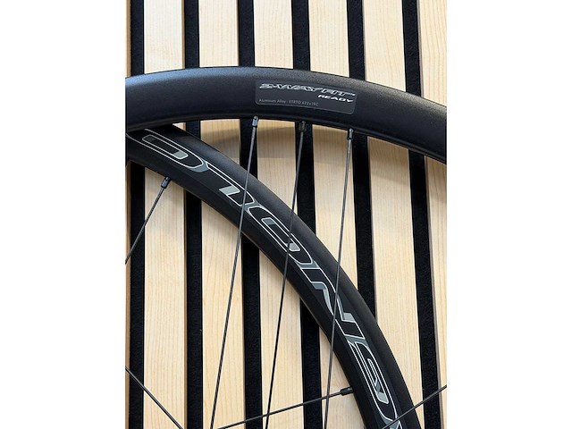 Campagnolo - scirocco disc - wielset - afbeelding 6 van  7