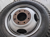 Camper - pickup - dually - wielen- banden - velgen - set - afbeelding 4 van  7