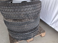 Camper - pickup - dually - wielen- banden - velgen - set - afbeelding 5 van  7