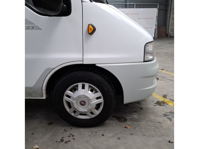 Camper, buerstner, teilintegriert, 2004 - afbeelding 13 van  70