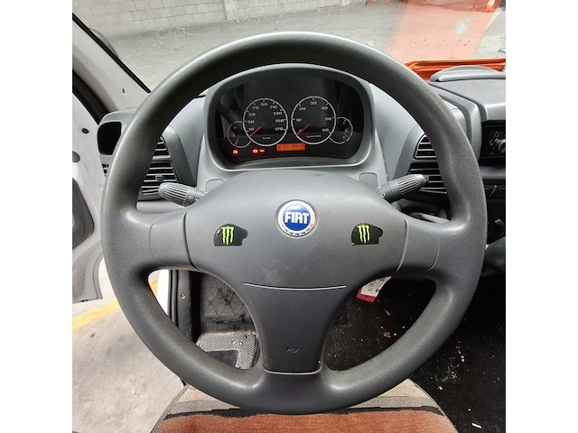 Camper, buerstner, teilintegriert, 2004 - afbeelding 21 van  70