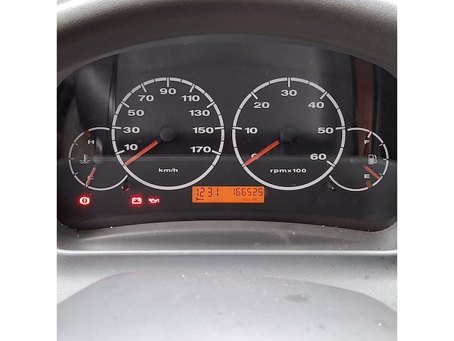 Camper, buerstner, teilintegriert, 2004 - afbeelding 22 van  70