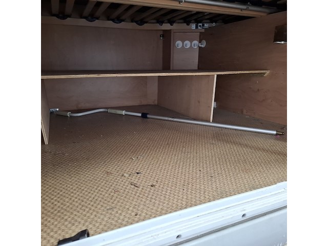 Camper, buerstner, teilintegriert, 2004 - afbeelding 32 van  70