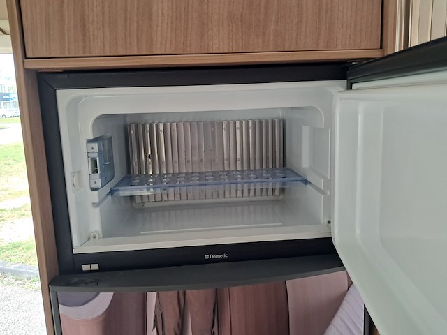 Camper, bürstner, bt7001, 2015 - afbeelding 90 van  116