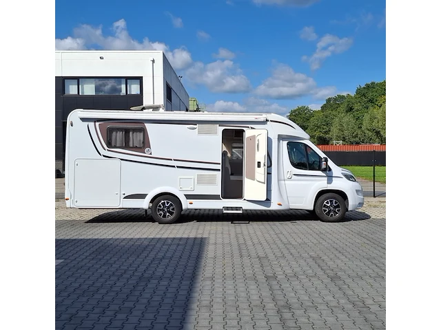 Camper, capron, t7400 qb, 2020 - afbeelding 66 van  126