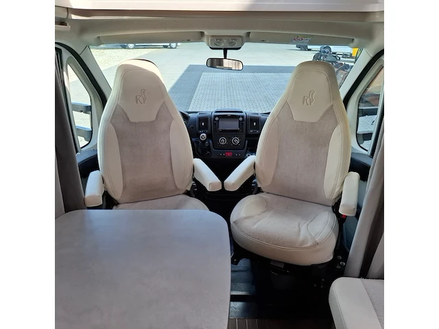 Camper, capron, t7400 qb, 2020 - afbeelding 73 van  126