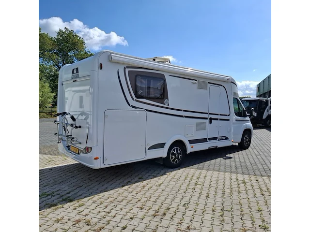 Camper, capron, t7400 qb, 2020 - afbeelding 105 van  126