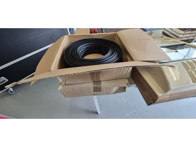 Camper en caravan onderdelen inclusief palletbox, o.a. dometic, reimo - afbeelding 14 van  18