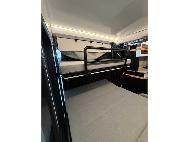 Camper inbouw module 2.5 p bed - afbeelding 34 van  42