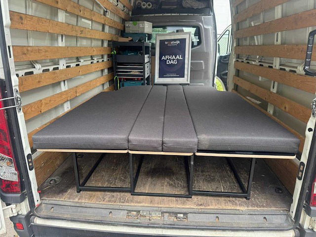 Camper interieur - afbeelding 3 van  3