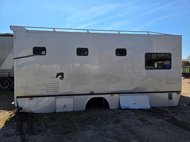 Camper opbouw 4,95 meter - afbeelding 1 van  10