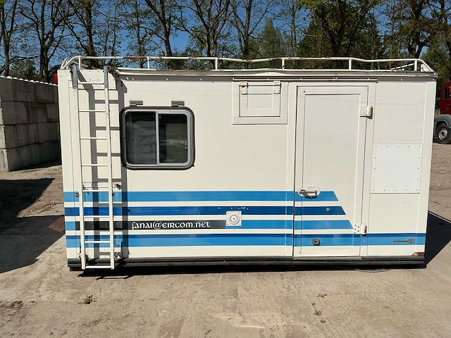 Camper unit/box voor mercedes-benz unimog - afbeelding 37 van  38